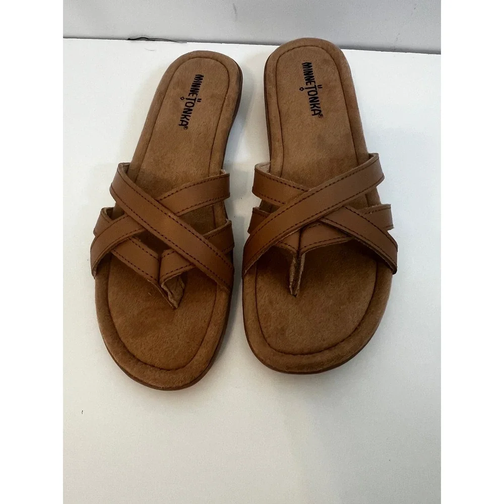 Minnetonka Sunny Thong Womens 9N Brown Leather Crisscross Strap‎ Sandals NIB